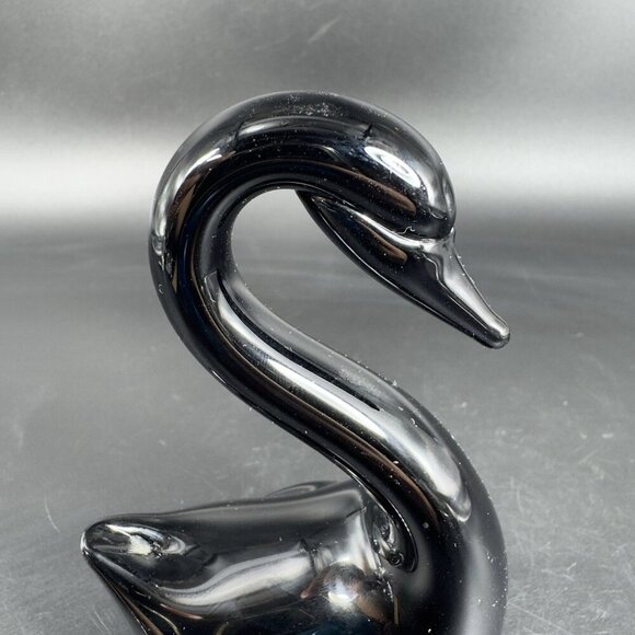 1980s Vintage Black Glass Swan Duck Bird Figurine Art Glass Figurine Decorative - Picture 5 of 10